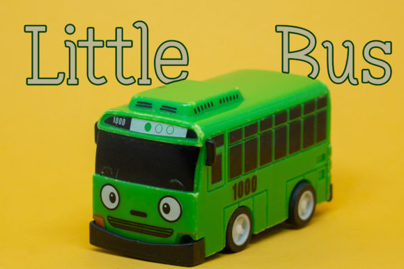 Little Bus: A Playful Serif Font for Web Design